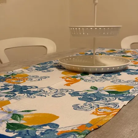Apartment Casa Marchese ,vacanze In Centro -by Rentalbeb Italy- Palermo